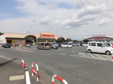 マルトパワードラッグ内郷店／徒歩9分・約700m(2020年4月)