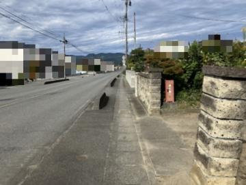 前面道路含む現地写真(2025年10月)