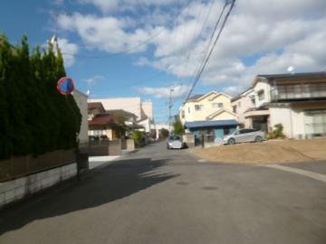 前面道路含む現地写真(2022年10月)