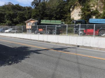 前面道路含む現地写真(2021年10月)