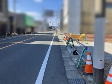 前面道路含む現地写真／南側県道(2026年2月)