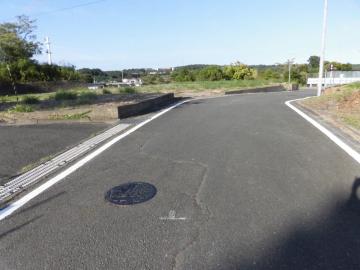 前面道路含む現地写真(2022年9月)
