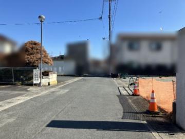 前面道路含む現地写真／北側道路(2026年2月)